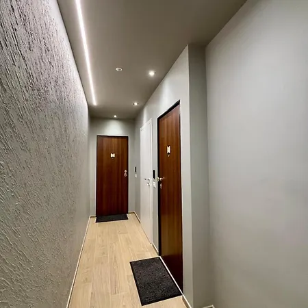 Amati Policlinic Apartamento